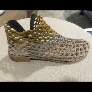 Cute, unique shoes... made of fisherman net.